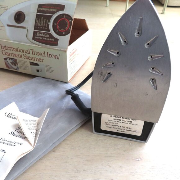 Sunbeam International Travel Iron/Garment Steamer 10069 Gray Compact Dual Voltag - Picture 8 of 16